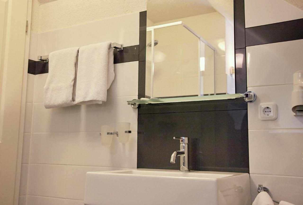 Hotel Relais Koenigsberg Akwizgran Zewnętrze zdjęcie